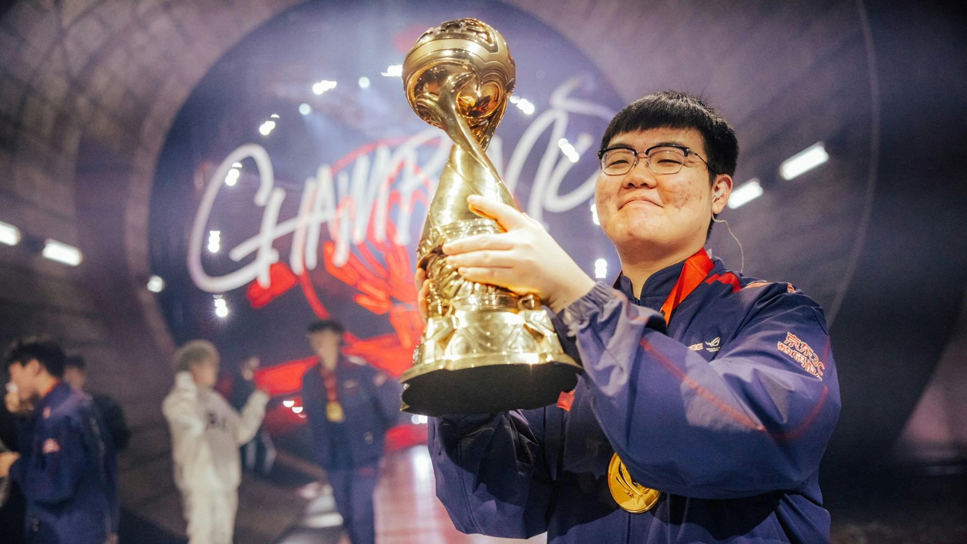 369 returns to Top Esports to replace Wayward for LPL 2024