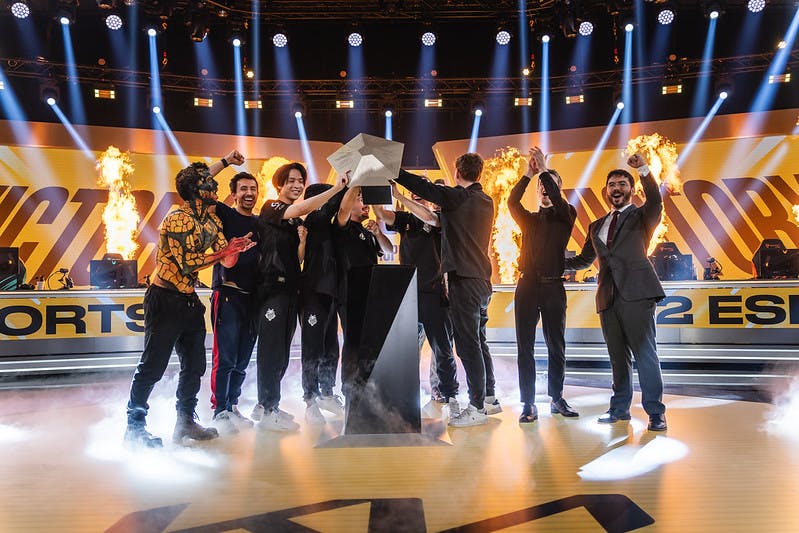 G2 sweep Fnatic in LEC Summer Grand Finals to win 4th consecutive domestic title