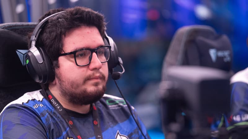 Evil Geniuses Under Turmoil