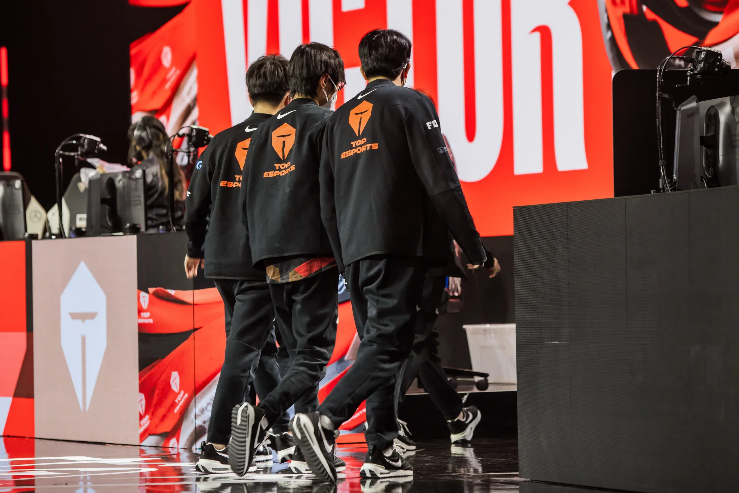 Top Esports Report their Jungler naiyou for Potential Match-fixing