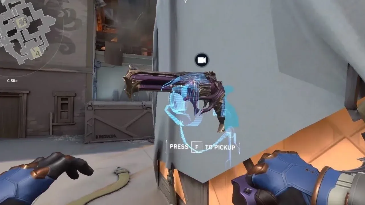 Cypher's Shooting Camera Bug Is Back in VALORANT After Patch 12.10