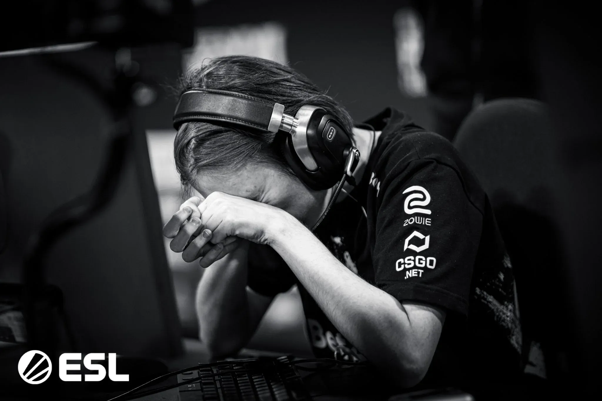 Two Giants, Same Story: MOUZ and Team Spirit Keep Falling When It Matters Most