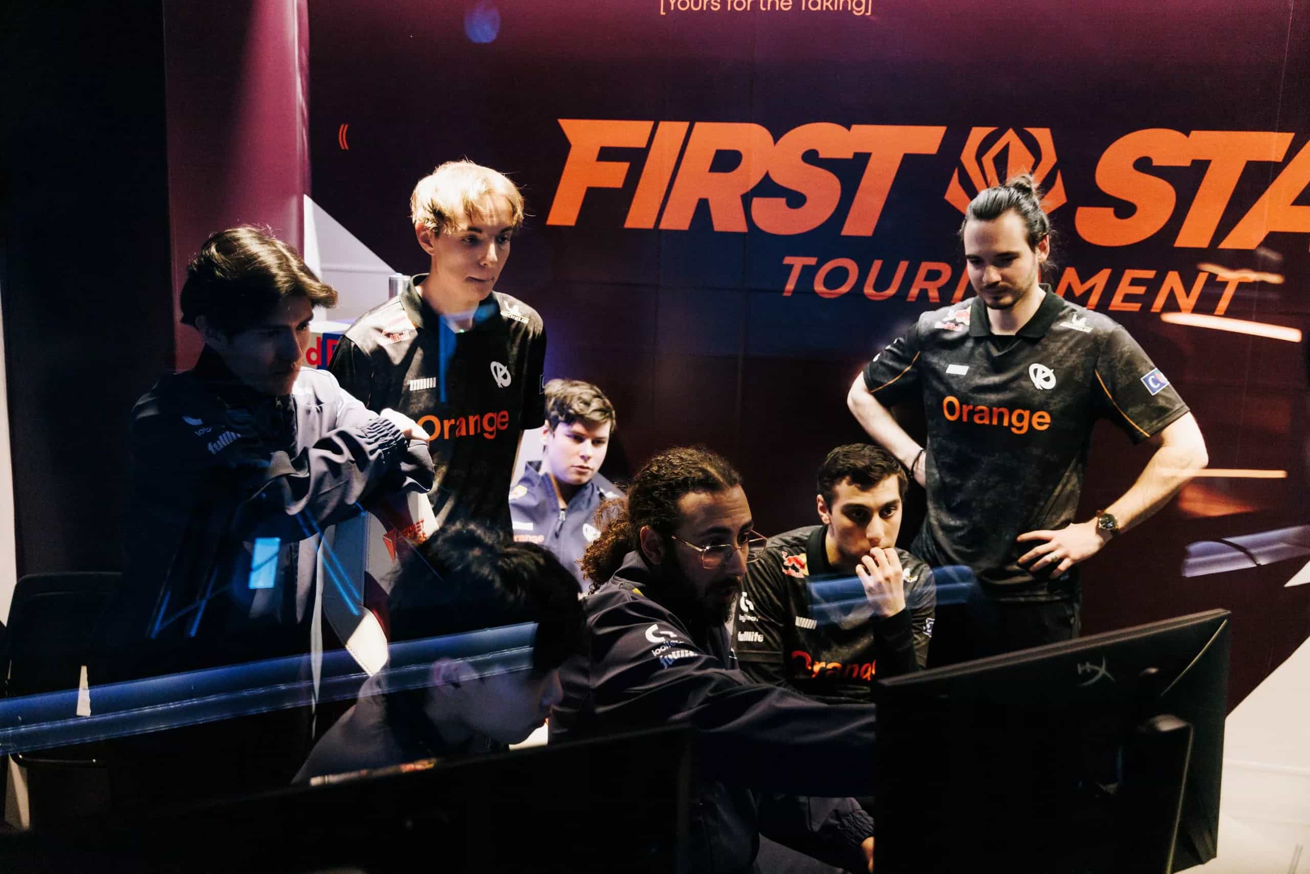 Quais campeões foram mais escolhidos no First Stand 2025?