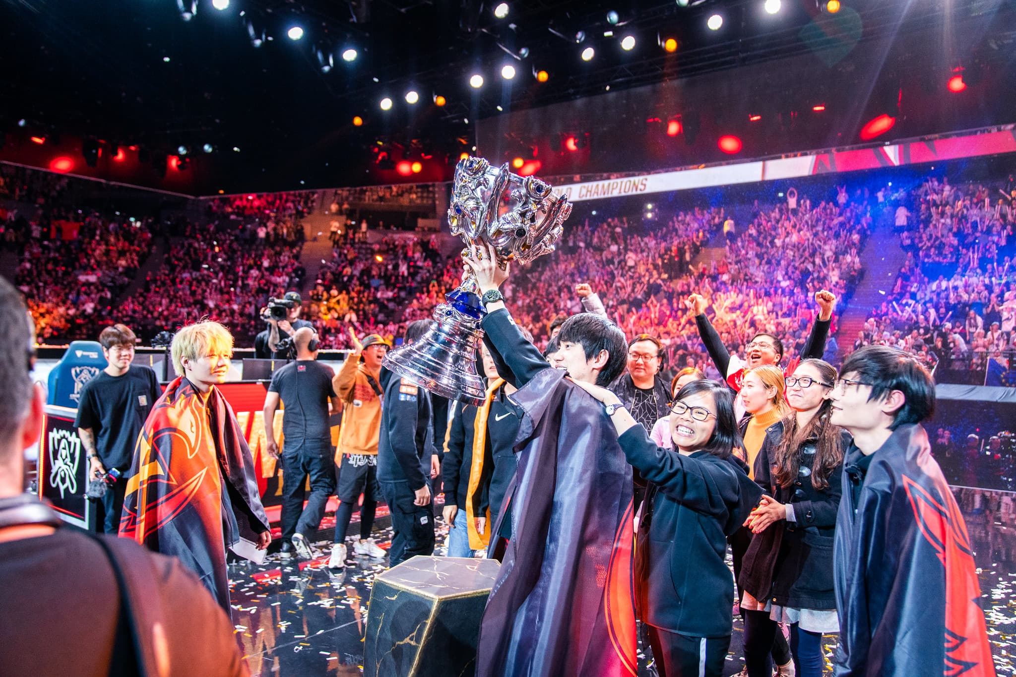 Doinb won Worlds 2019 FPX