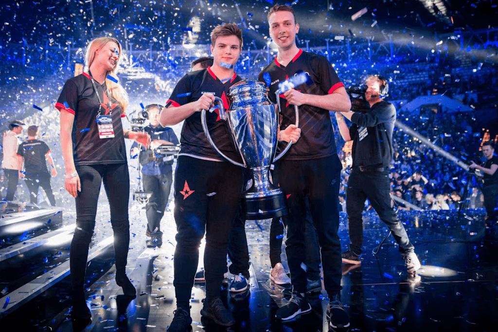 Astralis in 2017 celebrating their victory. Credits: ESL / Patrick Strack