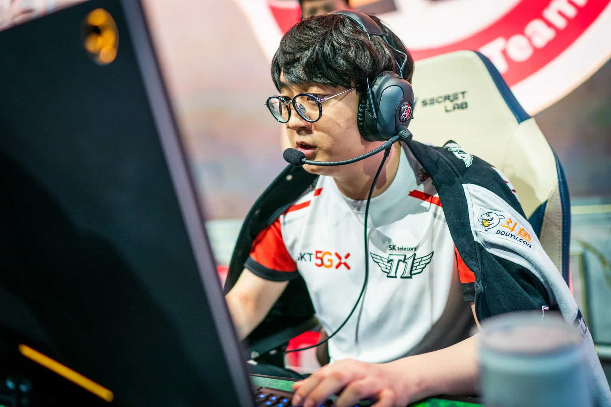 Mata returns to T1 as a Coach for LCK 2025 roster
