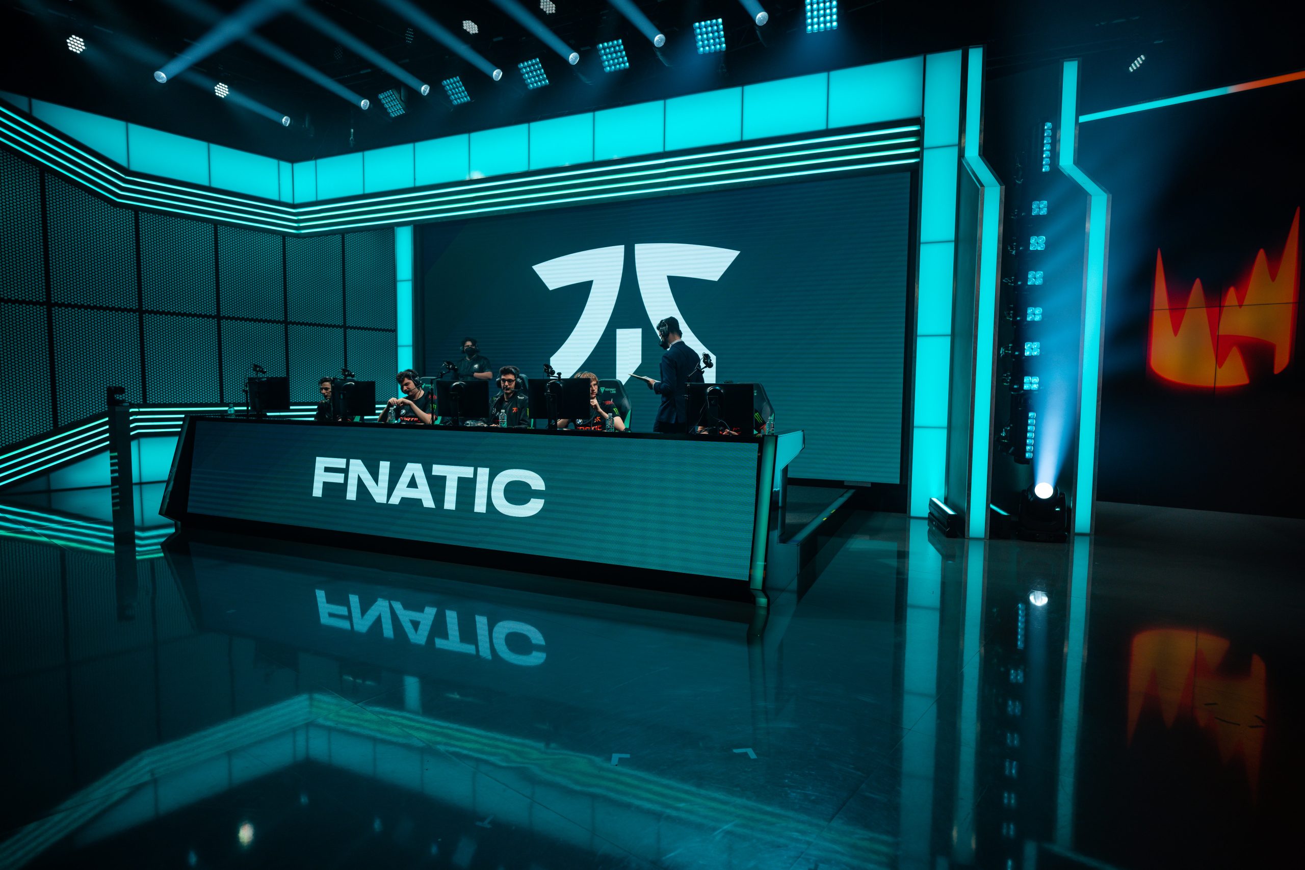 Fnatic announce League of Legends roster for LEC 2025