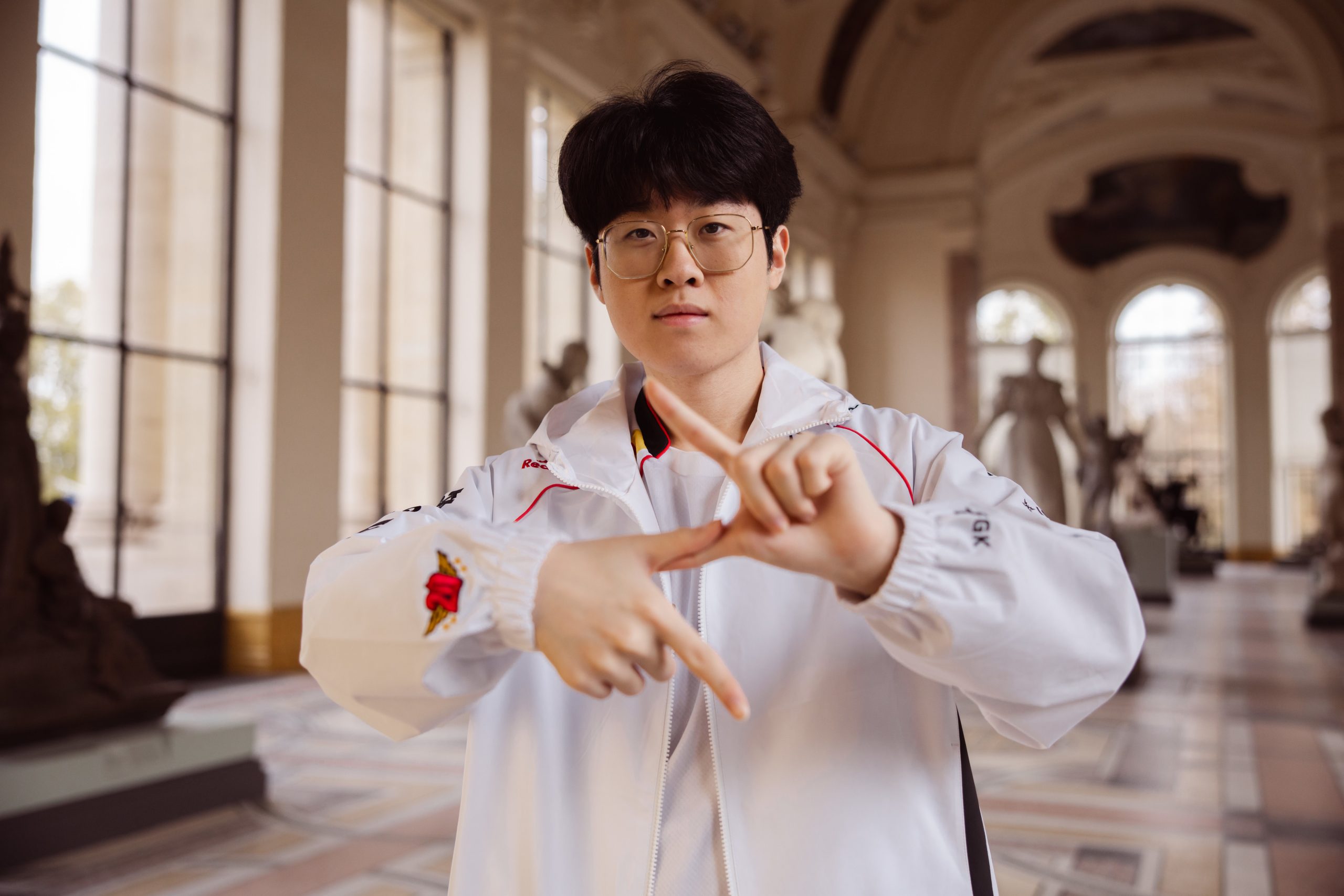 Zeus officially joins Hanwha Life Esports for LCK 2025